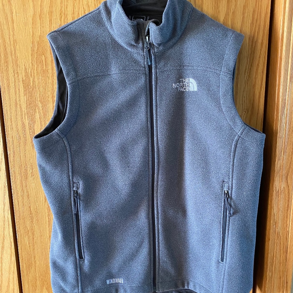 Northface Vest.  Men's.  Size Small.  Grey color